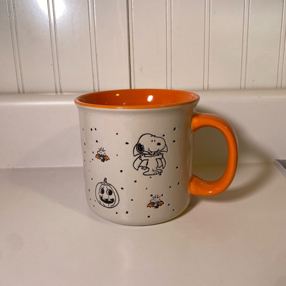 Snoopy Halloween mug
